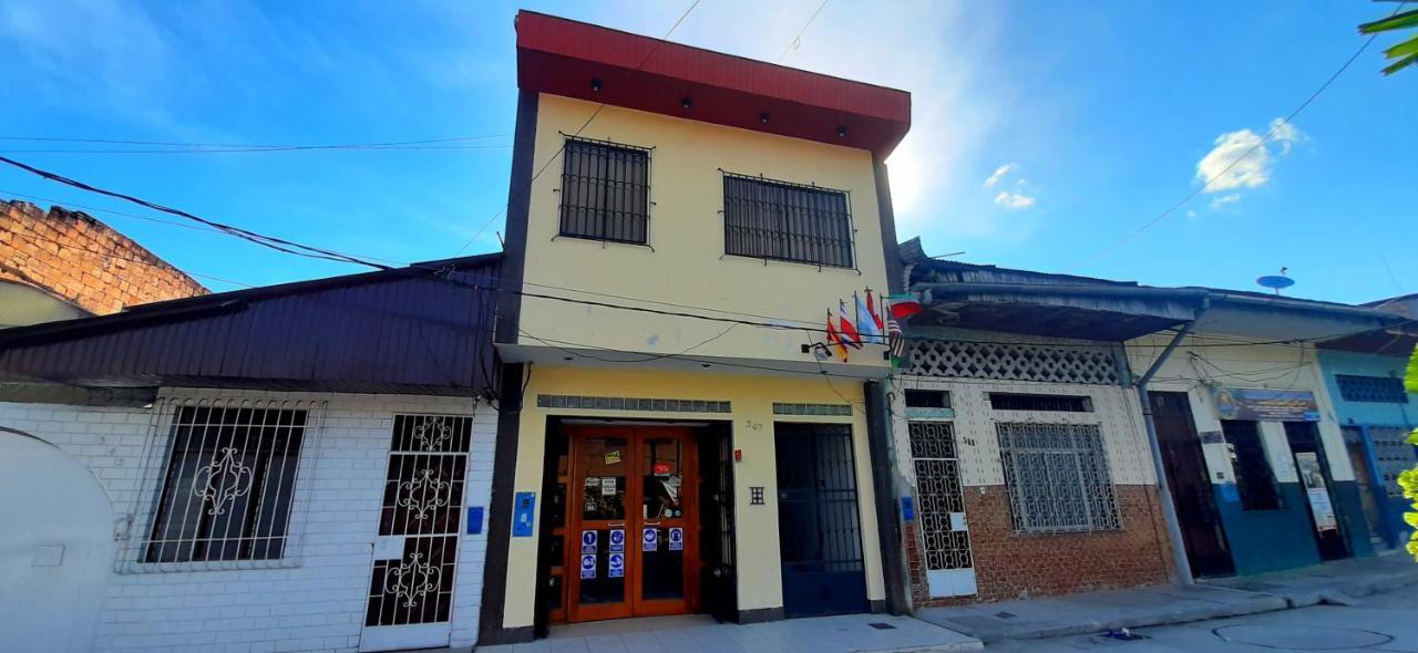 Hostal Huayruro إكيتوس المظهر الخارجي الصورة