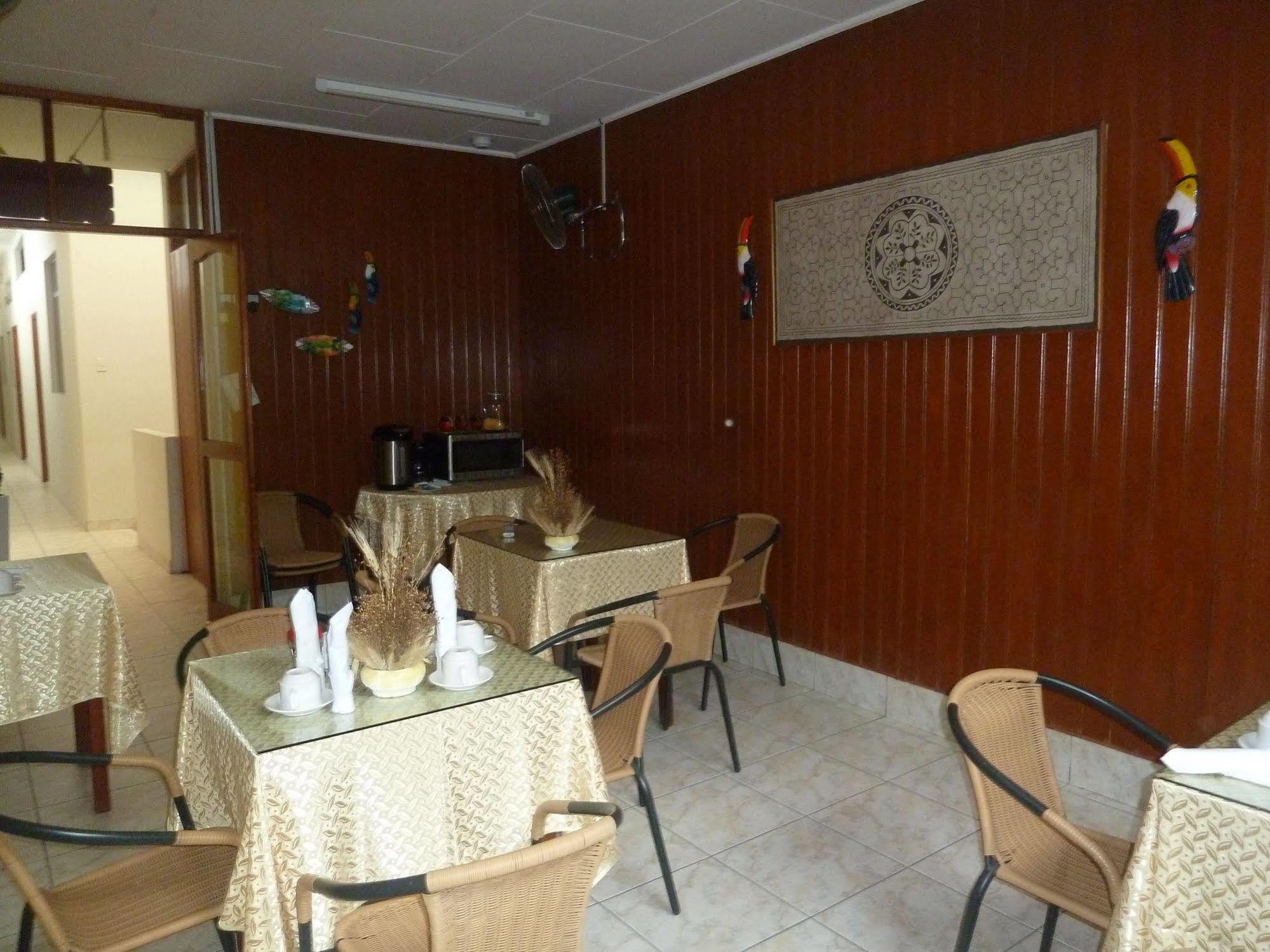 Hostal Huayruro إكيتوس المظهر الخارجي الصورة
